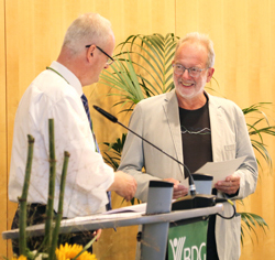 Ehrenmitglied Werner Heidemann (r.)