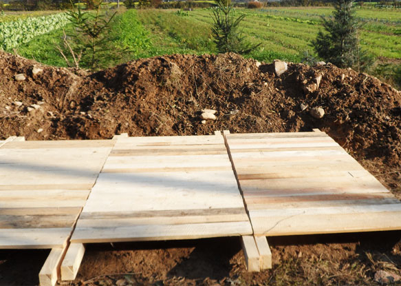Erdmiete - Abdeckungen aus Holz