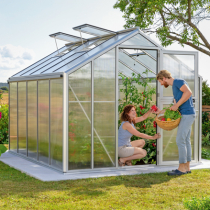Neues Gewächshaus für optimales Wachstum Neues Gewächshaus für optimales Wachstum