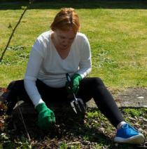 Einfache Hilfsmittel bei der Arbeit im Beet Einfache Hilfsmittel bei der Arbeit im Beet